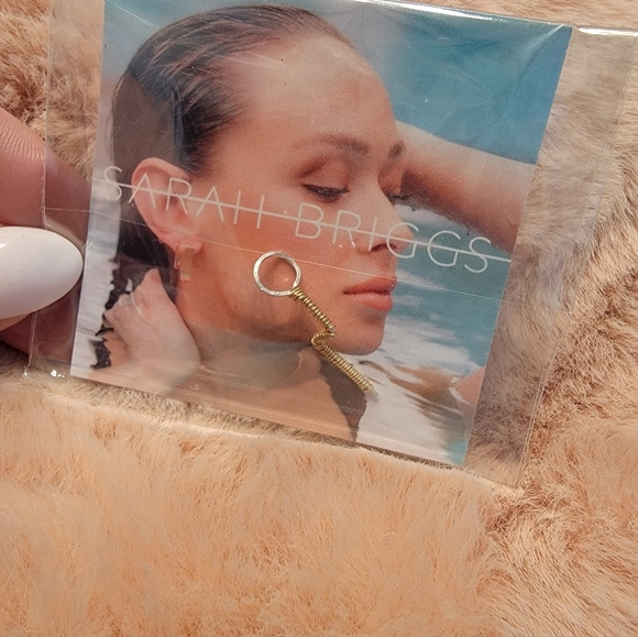 Sarah Briggs Beam/Bolt Charm - Picture 4 of 4